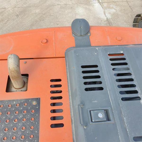 Original Hydraulic Valve Used Excavator ZX240 24 Tons 90% Fast Speed Low Fuel Consumption