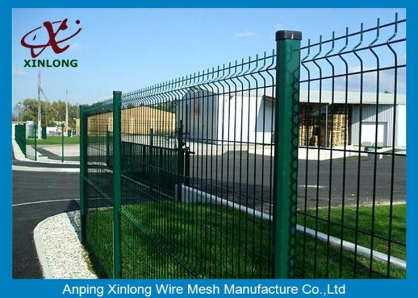 Hot Dipped Galvanized Welded Wire Mesh Fence For Villadom , Curvy Welded Mesh Fence