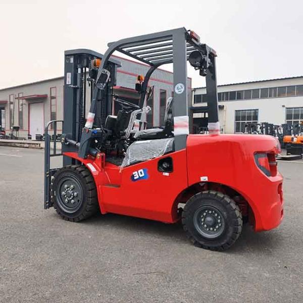 3.0 Ton Forklift Truck Diesel ISUZU Engine Warehouse forklift logistic handling equipment