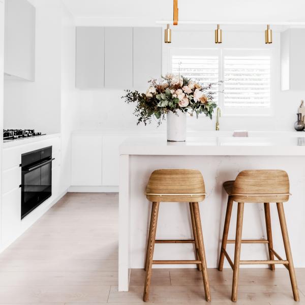 Modern White U Shape Kitchen Cabinet Melamine Kitchen Cabinet With Island