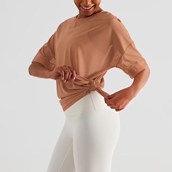 T-shirt curto da luva das mulheres tomadas partido dobro da aptidão de Mesh Stitching Casual Sports Top de brocado