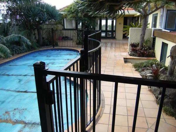 Commercial Aluminium Pool Fencing With CE Certification And High Standards Pool Fencing Tubular