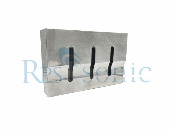 Customized Aluminum Ultrasonic Horns 250*44mm Ultrasonic Transducer Horn