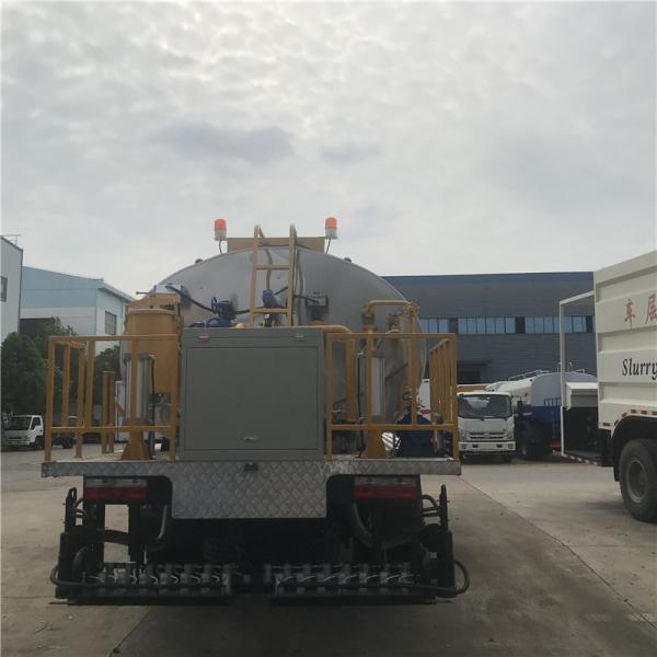 Sinotruck Howo 10 Cbm 12 Cbm Truck Mounted Bitumen Sprayer With Dongfeng Chassis