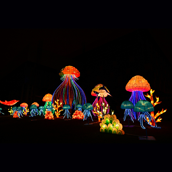 Winter Lantern Holiday Creative Decoration Underwater Sea World Lighting Lantern