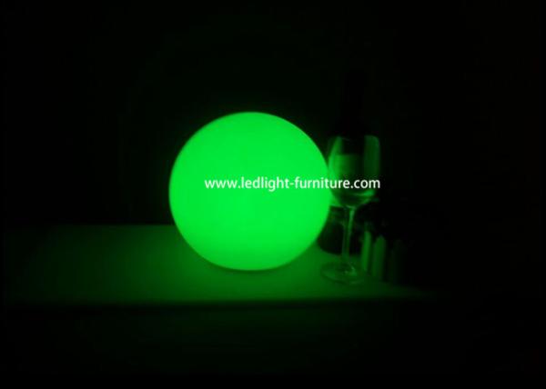 O controlo a distância RGB conduziu a polegada de diâmetro da luz 24 da esfera com carregador padrão