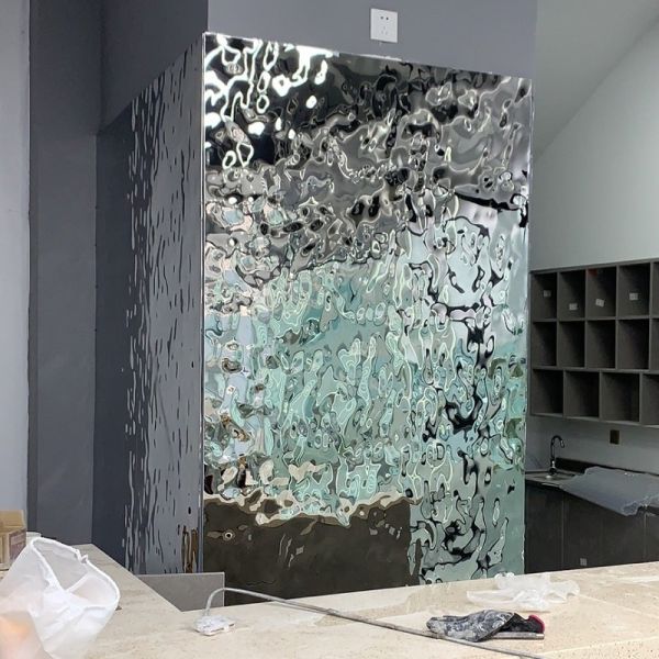 Bright Mirror AISI304 Stainless Steel Sheet with Water Ripple Pattern for Wall Panel Decoration