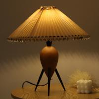 Lampe de table décorative en bois de style rétro
