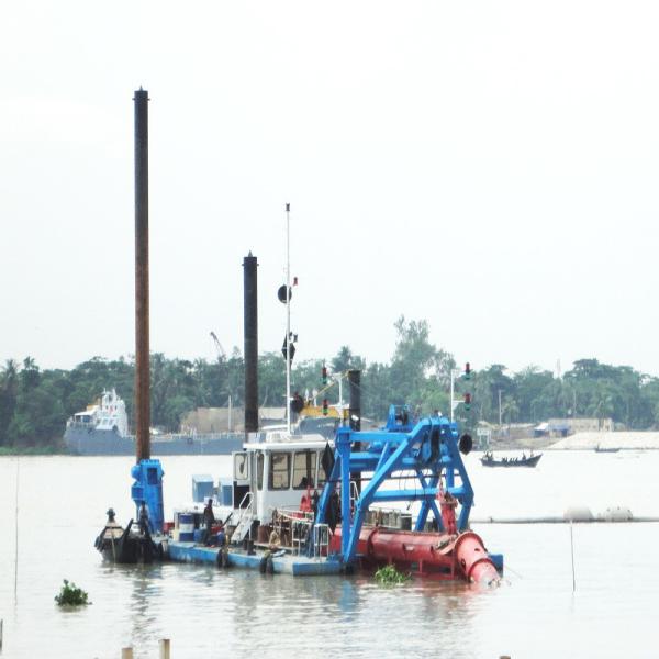 18 Inch Main Power 895kw Speed 1800r/Min Equipment Dredger for Beach Nourishment