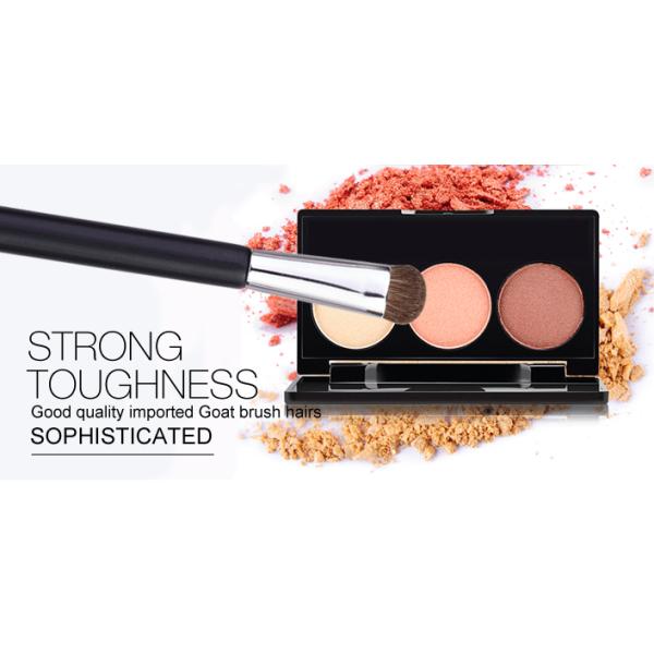 Eyeshadow Tools Makeup Blending Brush With Black Wooden Handle