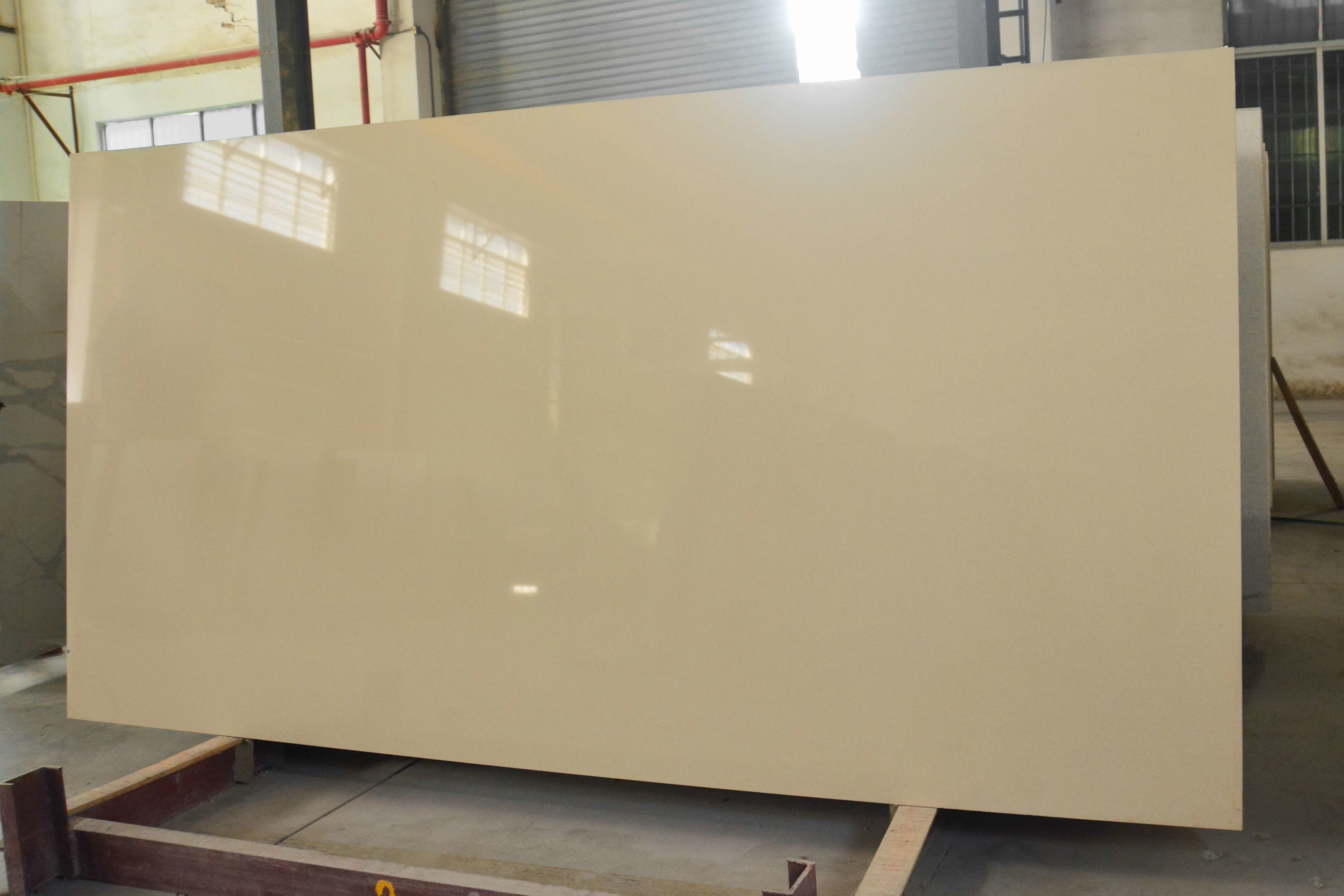 Массовая продажа на заводе питания Crystal Pure Yellow Quartz Slab для каменных проектов