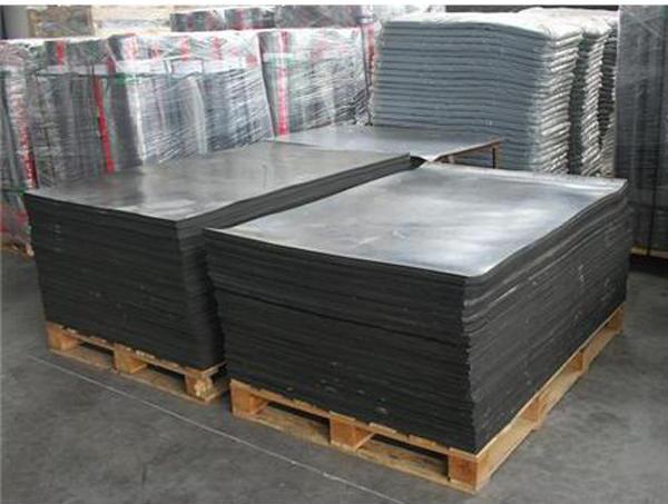 1.0g/cm3 Density Basketball Court Tiles / Sports Floor Tiles For Professional And Recreational