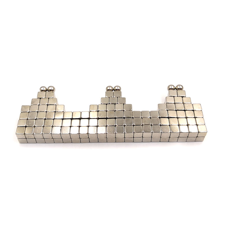 Куб магнита неодимия 216PCS супер сильный 3x3x3mm