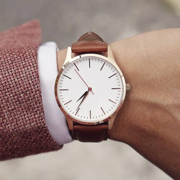 Business Style Minimalist Gents Dress Watches 3atm Water Resistant