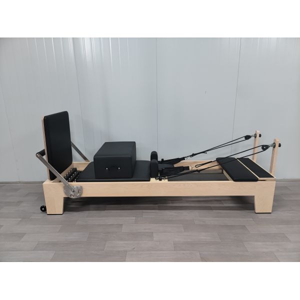 Maple Wood Pilates Reformer U+PL001S with Reinforced Frame Construction