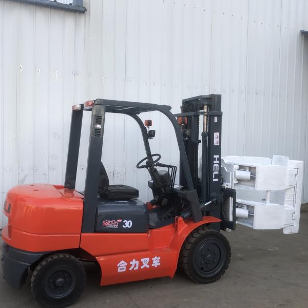 Helicoptère 3-4,5 tonnes à chariot élévateur diesel LsO certifié à faible consommation de carburant Options manuelles/automatiques Faible consommation d'énergie pour l'usage au détail