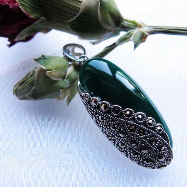 Thai 925 Silver Green Agate Marcasite Pendant and 18 Inches Chain(N11065GREEN)