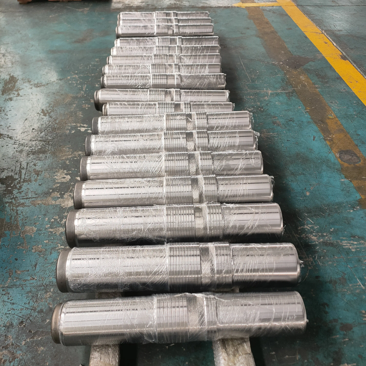 Steel SB81 HB20G Hydraulic Breaker Piston Heat Treated Surface