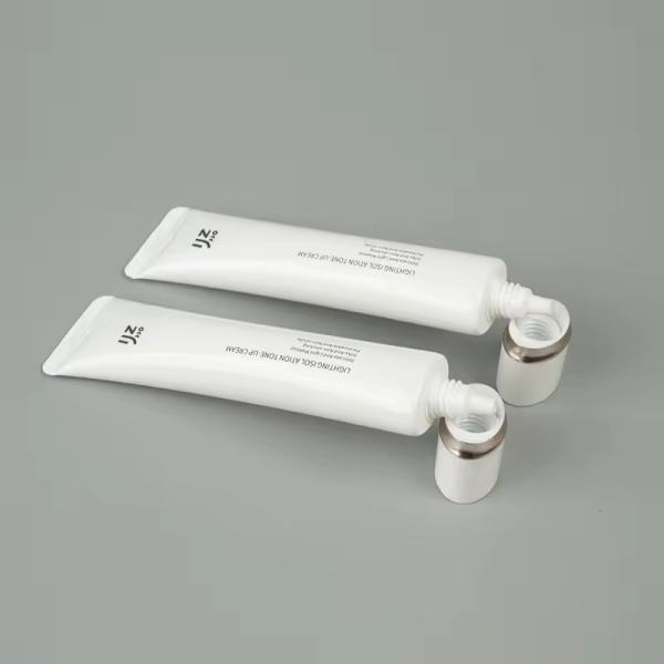 Tubes cosmétiques PE sans air Buse ovale Tubes cosmétiques sur mesure