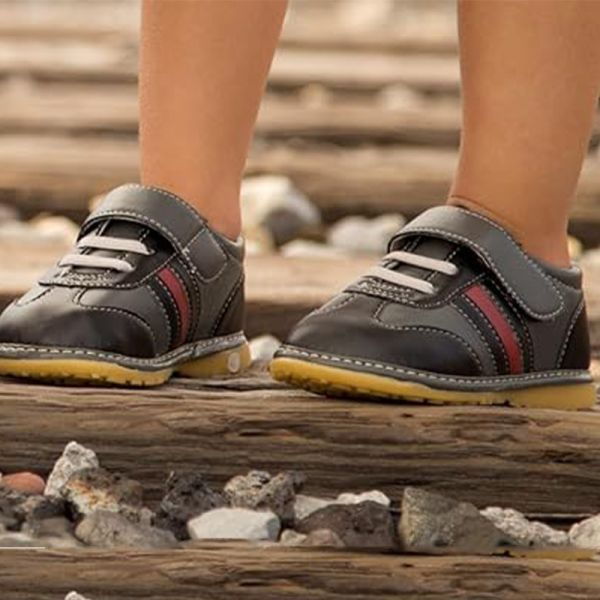 Comfortable Flexible Sole Baby Shoes Toddler Removable Squeaker And Adjustable Strap