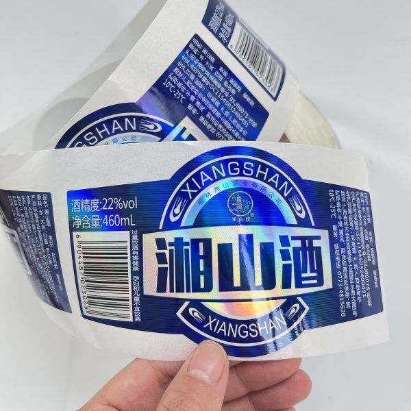 Wholesale Customized Waterproof Printing Water Wine Beer Vodka Drinks Bottle Packaging Label Roll Beverage Bottle Sticker Logo
