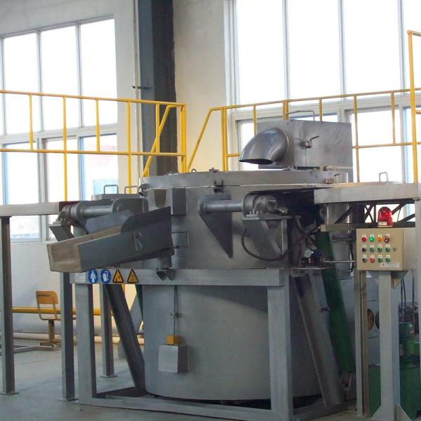 Fornalha de derretimento de alumínio industrial para a fusão do metal