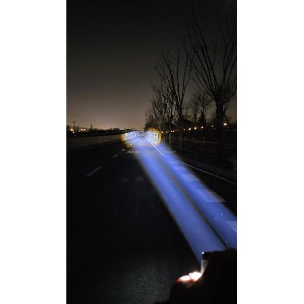 110*68*68mm Luz de nevoeiro para ônibus Lâmpada de caminhão Acessório essencial para ônibus turísticos