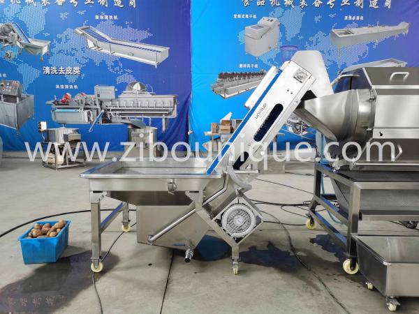 Machine à éplucher les radis de pommes de terre à rouleaux rotatifs avec fonctionnement de production automatique