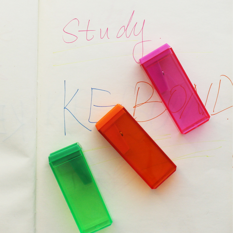 wholesale reliable quality multicolor single hole mini pencil sharpener