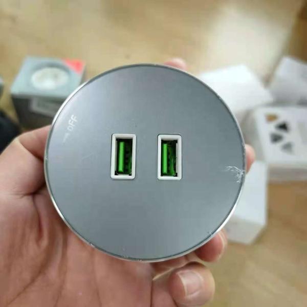 Réservoir électrique amovible GSS Système de charge électrique Standard de mise à la terre 110V-250V
