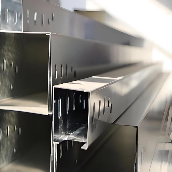 Cable de metal de hoja rectangular suspendida para instalación interior y exterior