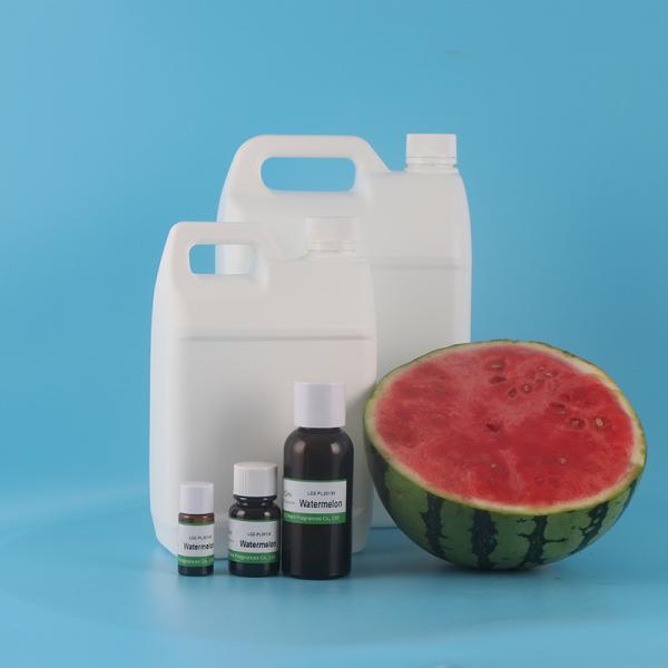 Vente à chaud de parfum d'essence de pastèque d'huile parfumée à haute concentration pour la fabrication de shampooing capillaire
