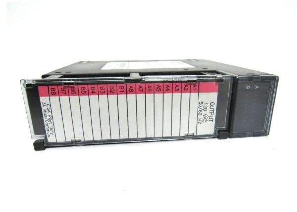 GE FANUC IC693MDL340, 120 volts, módulo de saída de uma C.A. de 0,5 ampères, série 90-30