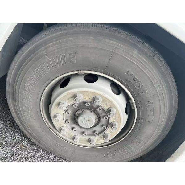 Высший 48-местный туристический автобус, произведенный в сентябре 2018 года 11120×2550×3595 мм