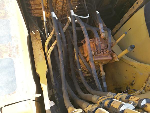 Excavatrice à rampe utilisée / Excavatrice à rampe originale Komatsu PC 200, PC200 Komatsu bon marché