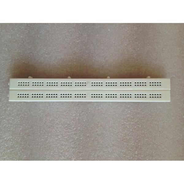 Связь доски хлеба 200 Solderless - пункты