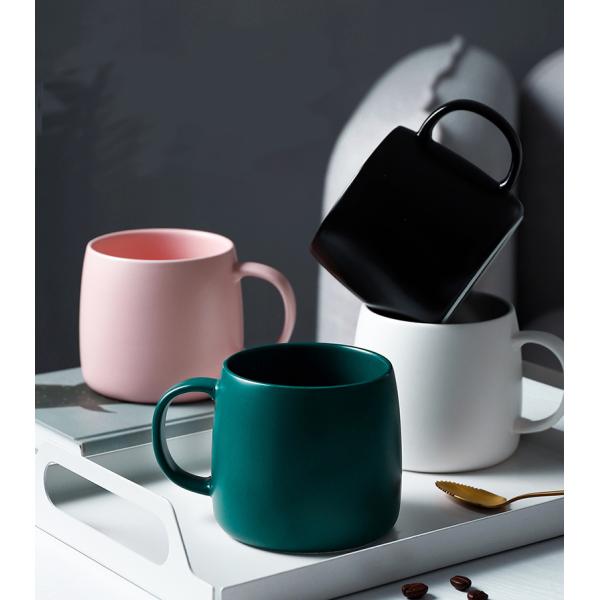 EU Takeaway Fast Food Blue Pink Colored Ceramic Mugs OEM