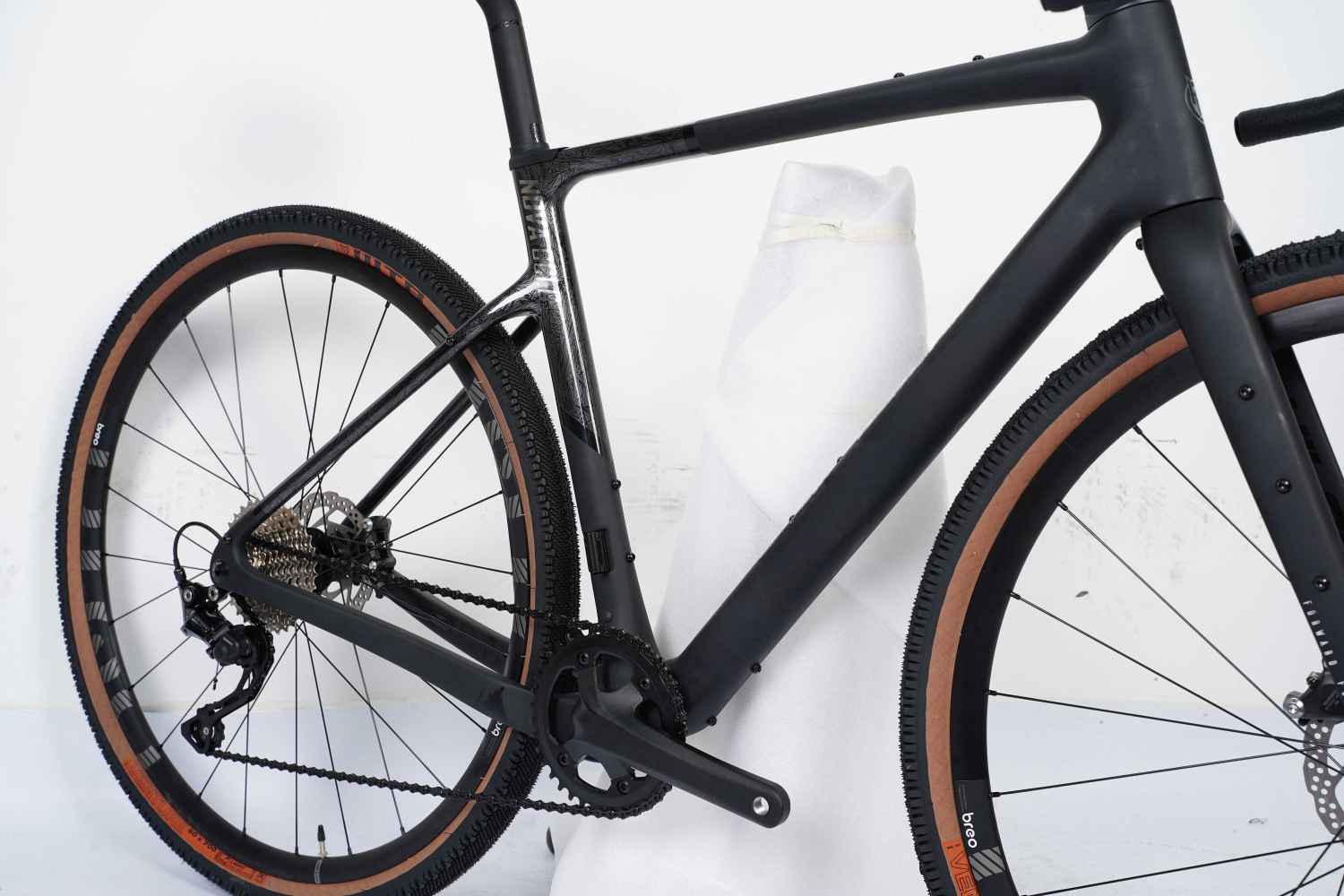 Новейший 700х50C Full Carbon Gravel Bike Шимано 11S Групповой Дисковый Дорожный Велосипед