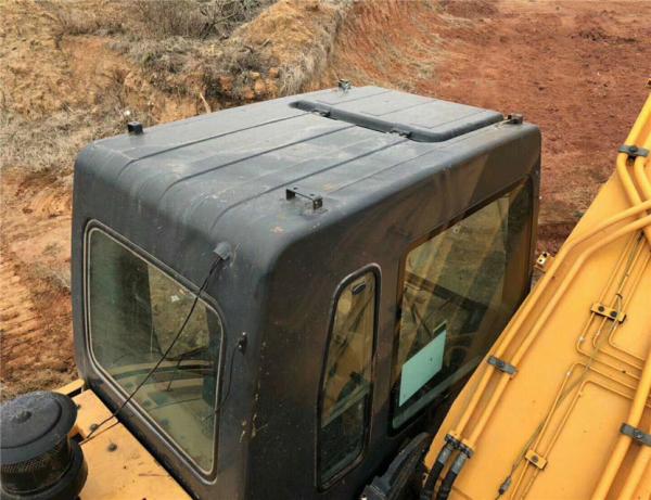 used hyundai 215-7 chain excavator in korea/ original hyundai 215-7 excavator with breaker