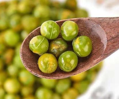 La saveur multi Pea Snack Garlic Spicy Wasabi vert a rôti des pois