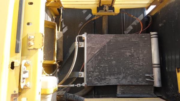 Japan used komatsu pc240lc-8 excavator for sale/komatsu pc240lc-8 excavator for sale