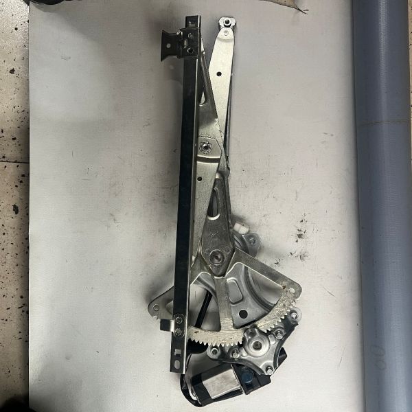 Premium Power Window Regulator for King Long Buses | PN: 2643000005