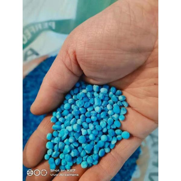 Crystalline Ammonium Sulphate In Neutral Packing For Fertilizer And Additive Usage