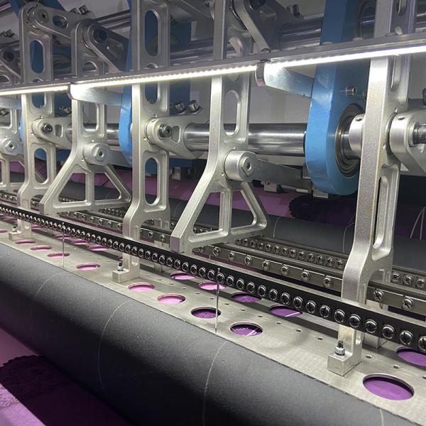 ZOLYTECH mattress machinery computerized quilting machine chain stitch for quilts WV15 1500rpm