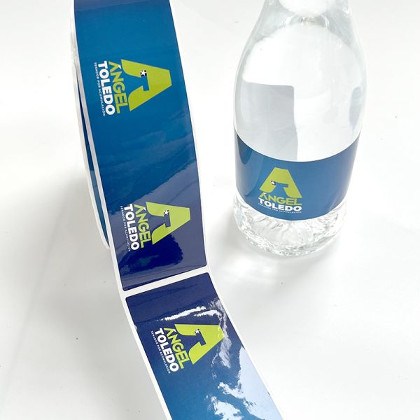 Custom Print Brand Waterproof Vinyl Water Bottle Label Stickers Adhesive Juice Bottle Packing Label Sticker Roll Wholesale