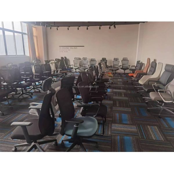 Modern Economic Adjustable Guangzhou Executive Swivel Reclining Sleeping Chair Mesh Ergonomic Office Chair with Lumbar Support