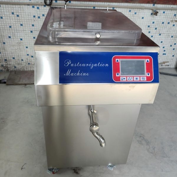 Ice Cream Milk Pasteurizer Equipment Aging Tank With Stainless Steel Door