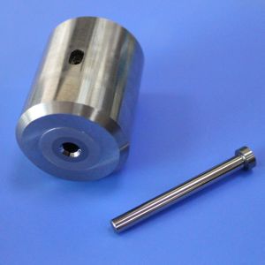 High Pressure 350 MPa Cylinder with Valve and Plunger Made of 100% Virgin