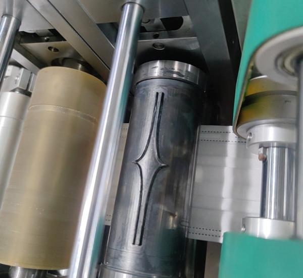 Fully Automatic Polygon Mask Machine Production Capacity 120 Pcs/Min