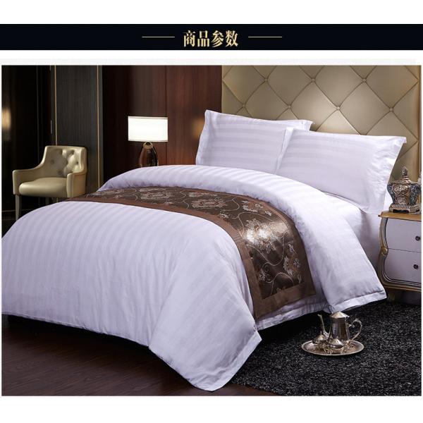 Kit de mariage en quatre pièces Toutes les saisons Lit d'hôtel de luxe avec soin facile et les meilleurs prix